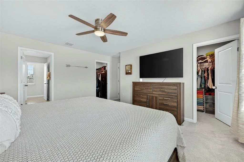 Photo of 381 CRESTWIND DRIVE