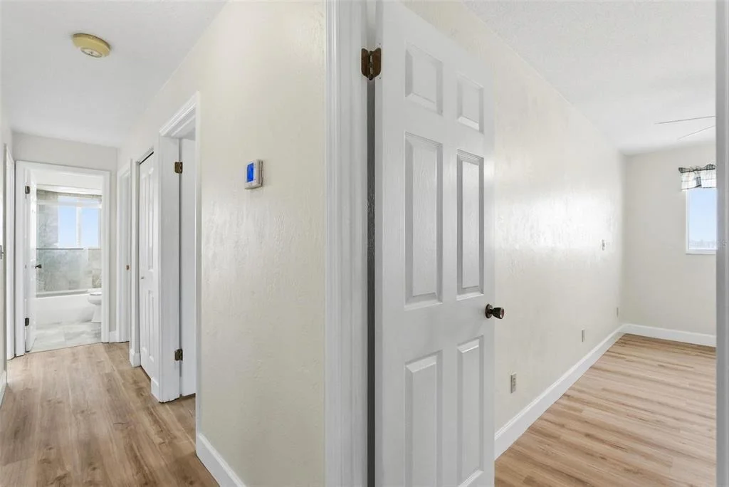 Photo of 33 E SEA HARBOR