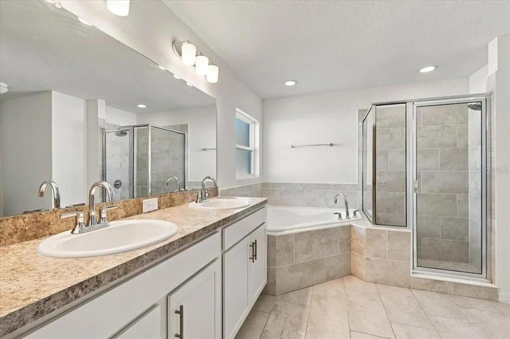 Photo of 912 LOCHLAND LOOP