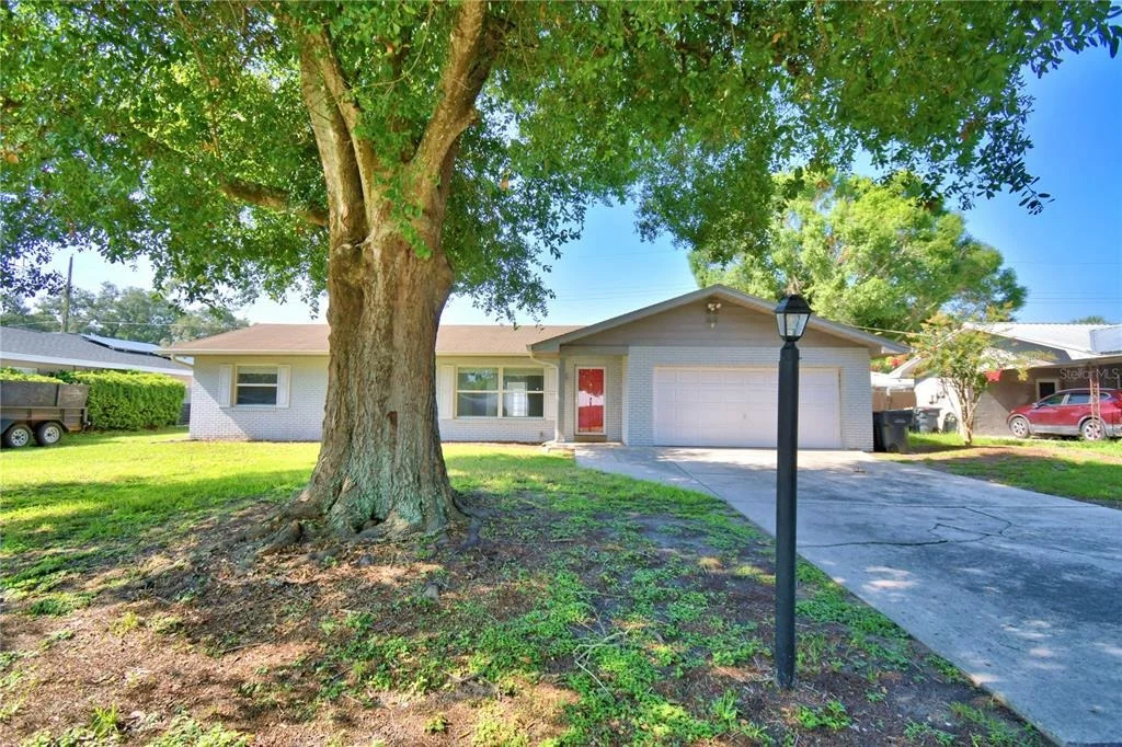 Photo of 153 BROWNING CIR