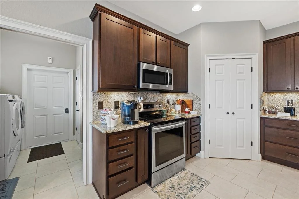 Photo of 731 ELDORADO DRIVE