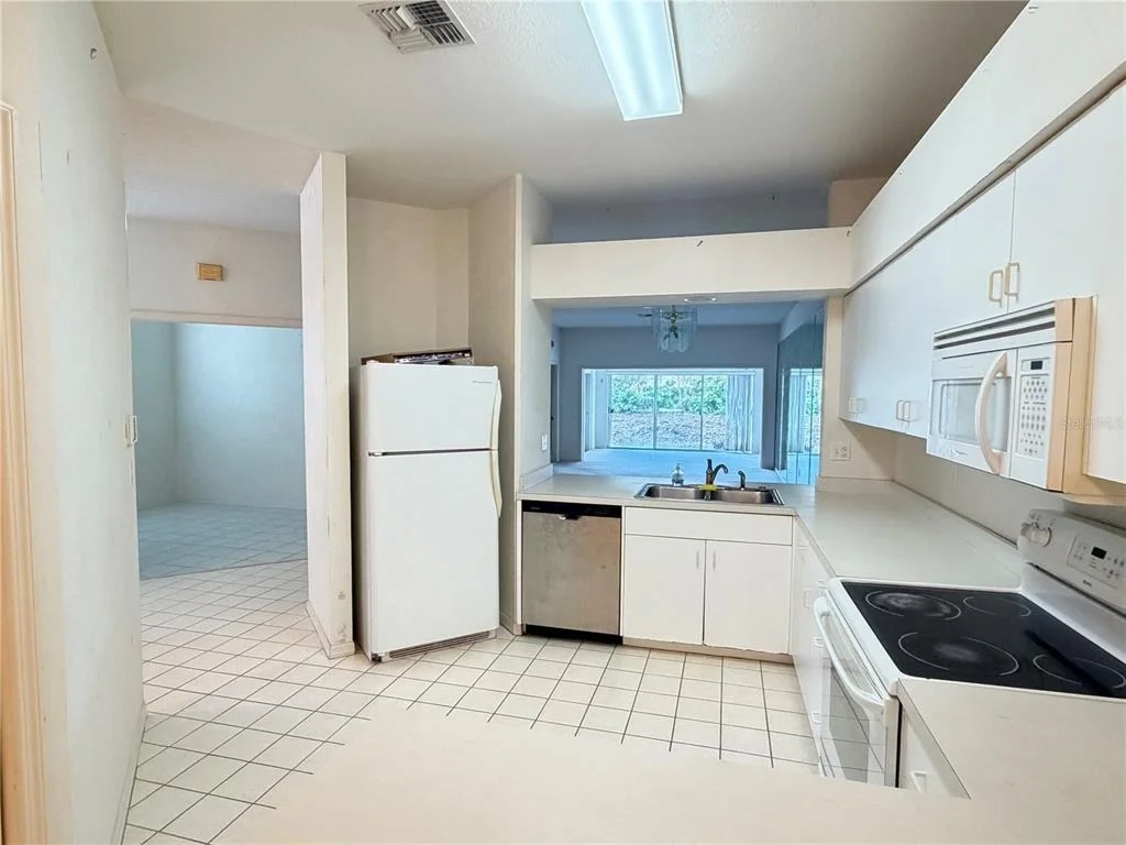 Photo of 1 ENCLAVE DRIVE