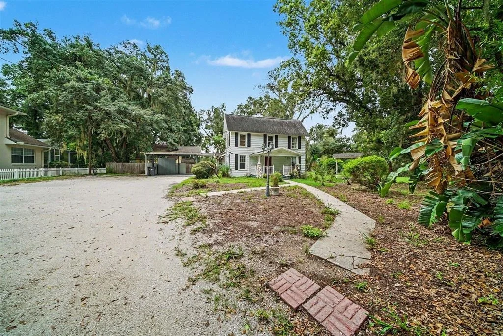 Photo of 1509 W WINDHORST ROAD