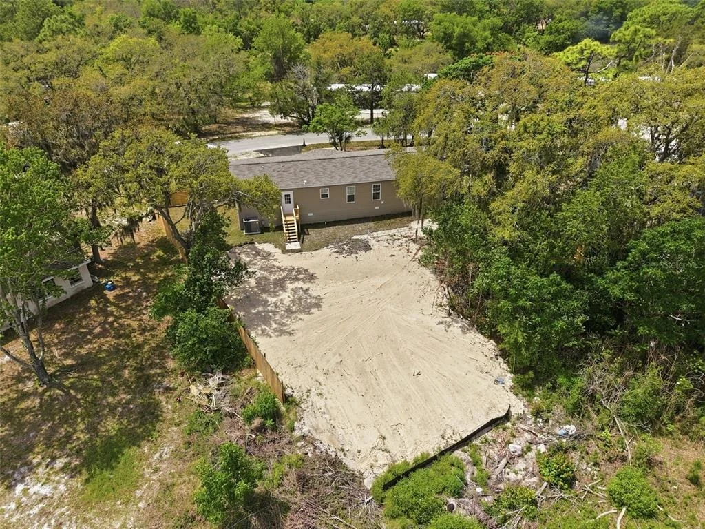 Photo of 9533 ROUND LAKE DRIVE