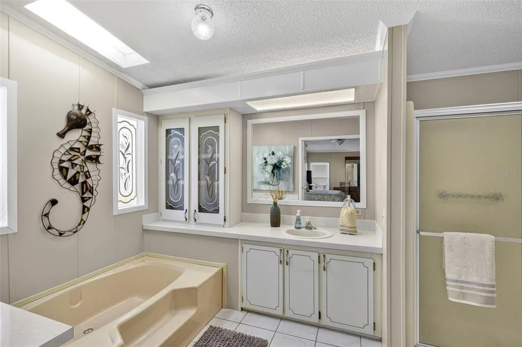 Photo of 512 LA PLAYA CIRCLE