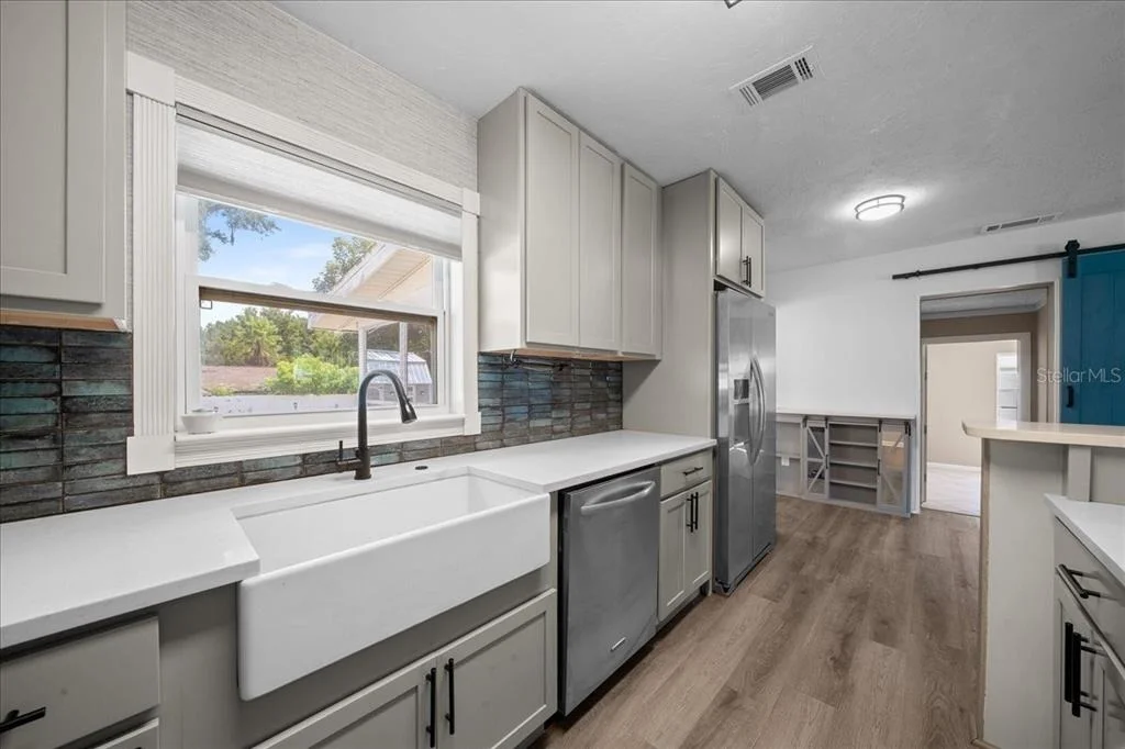 Photo of 2830 SE 6TH STREET
