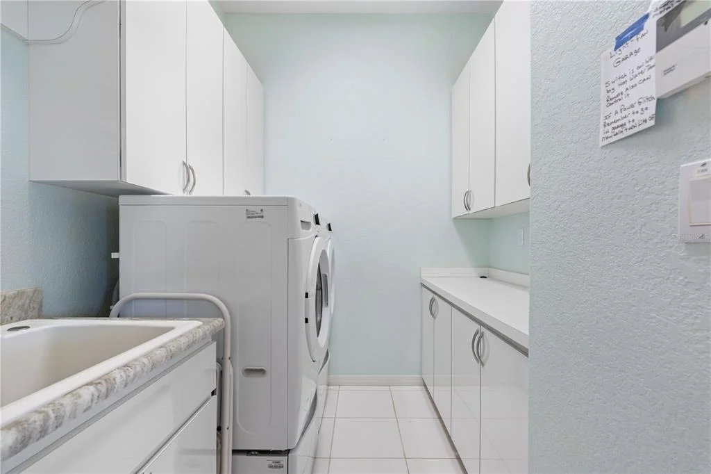 Photo of 2819 DEBORAH DRIVE