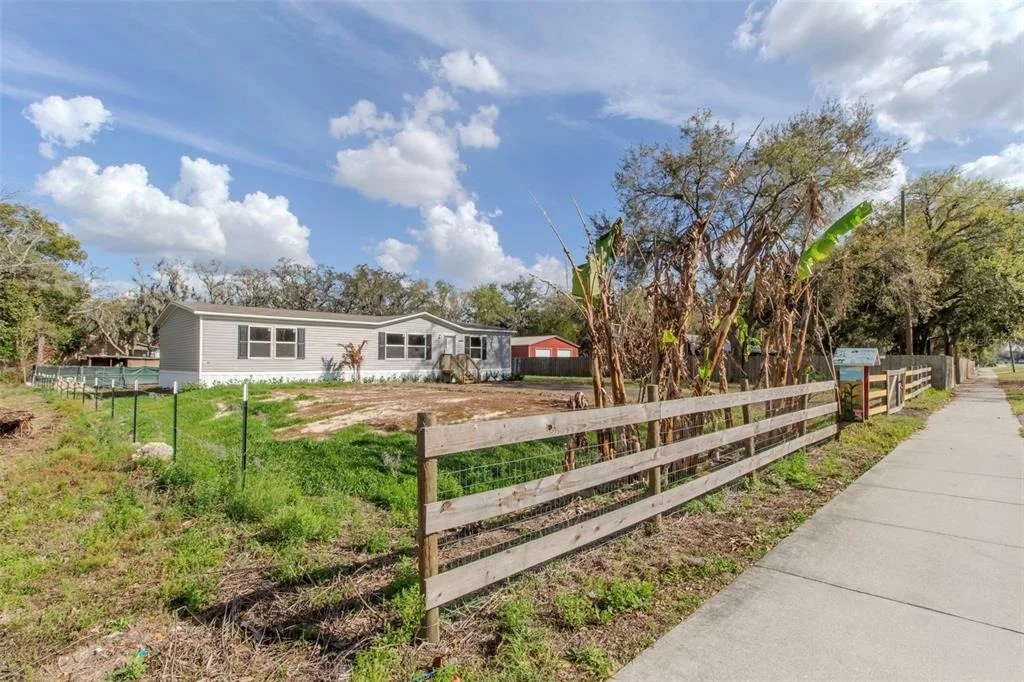 Photo of 12396 HICKS ROAD
