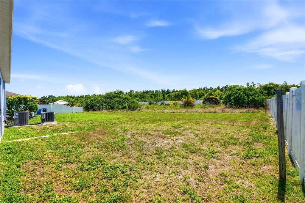 Photo of 909 MEADOW GLADE DRIVE