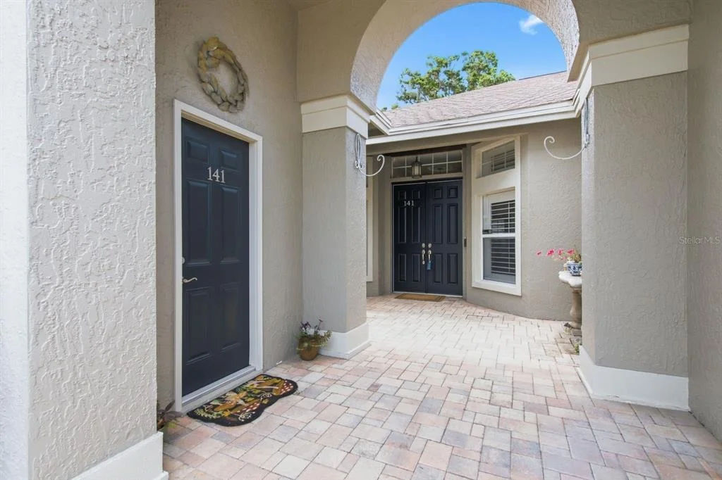 Photo of 141 OLD OAK CIRCLE