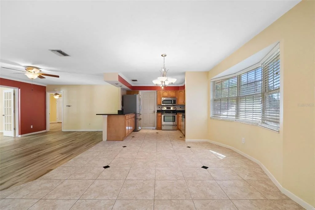 Photo of 14331 APACHE AVENUE