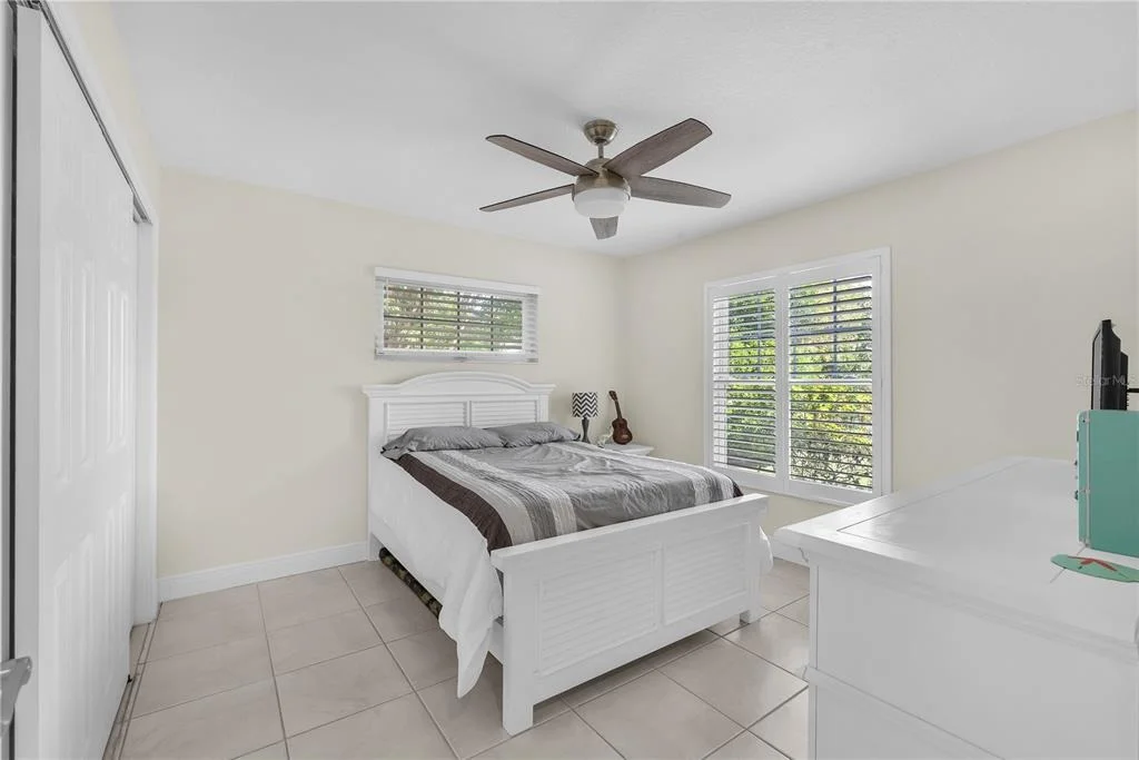 Photo of 911 SILVER PALM WAY