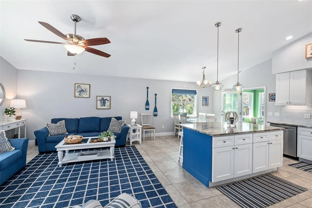 Photo of 1843 OAK PLACE