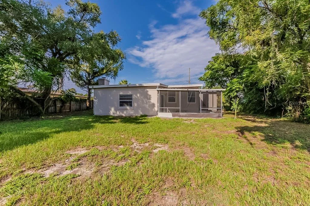 Photo of 1007 EMERALDA ROAD