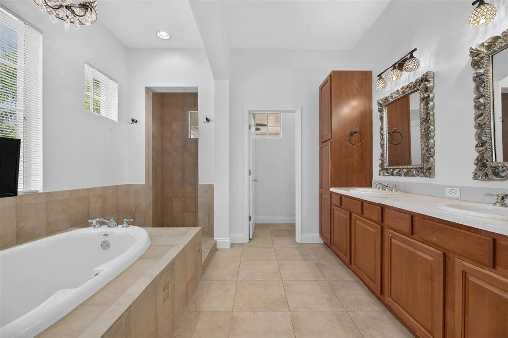 Photo of 824 ISLEBAY DRIVE
