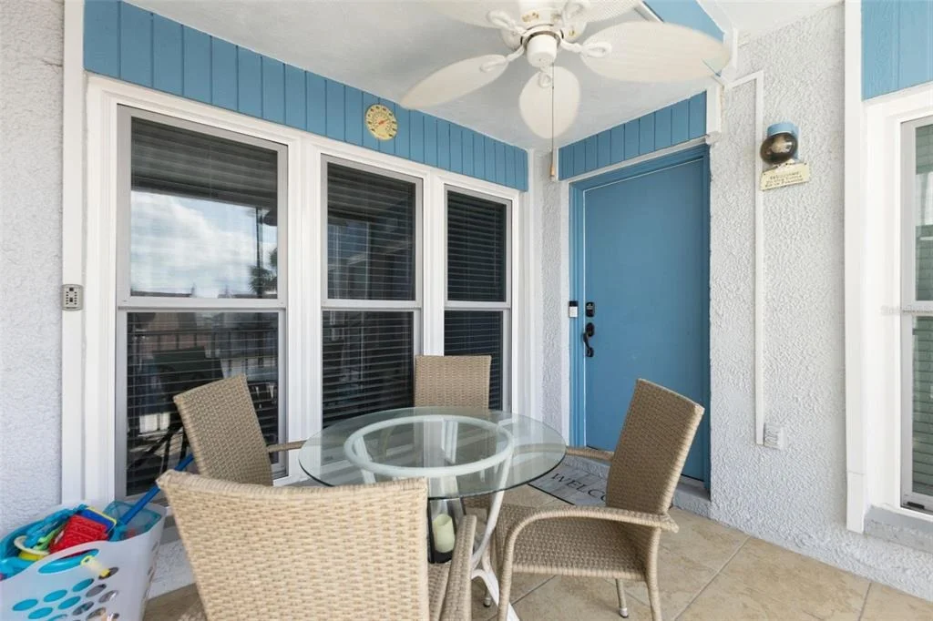 Photo of Unit G at 337 REX PLACE