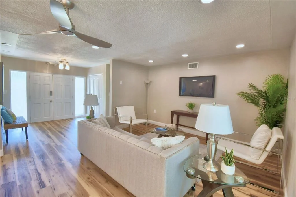 Photo of 3553 CENTER CIRCLE