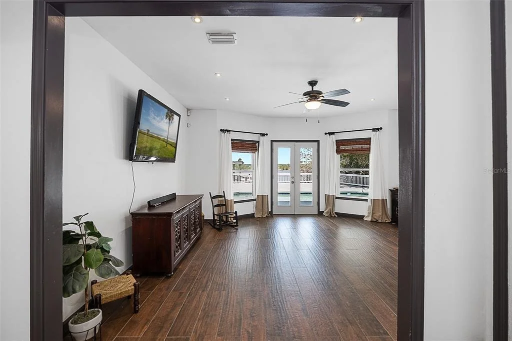 Photo of 3110 JOHN ANDERSON DRIVE