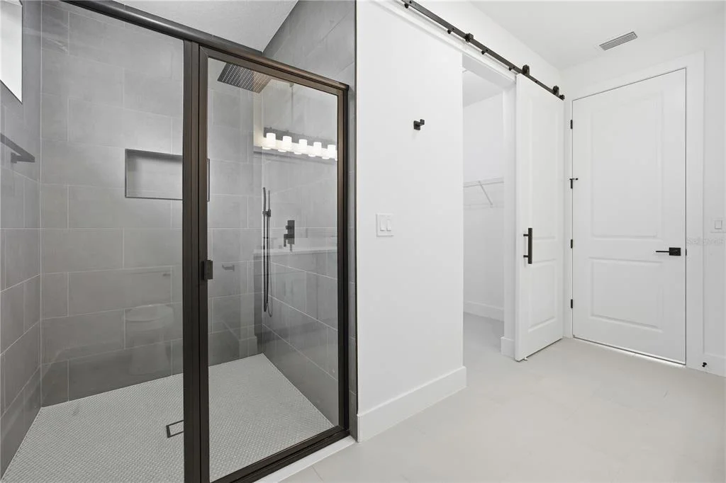 Photo of 1 OAK TRAIL