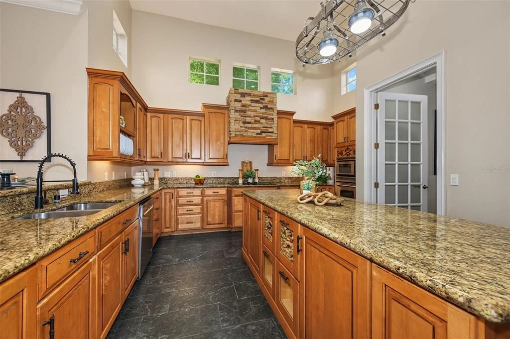 Photo of 3143 PINEVIEW DRIVE
