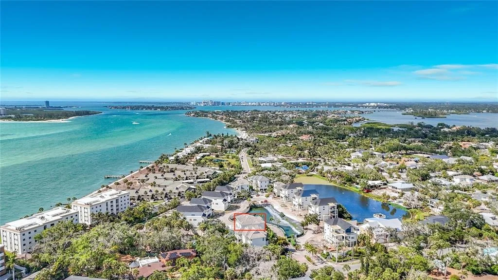 Photo of 6925 BOCHI CIRCLE