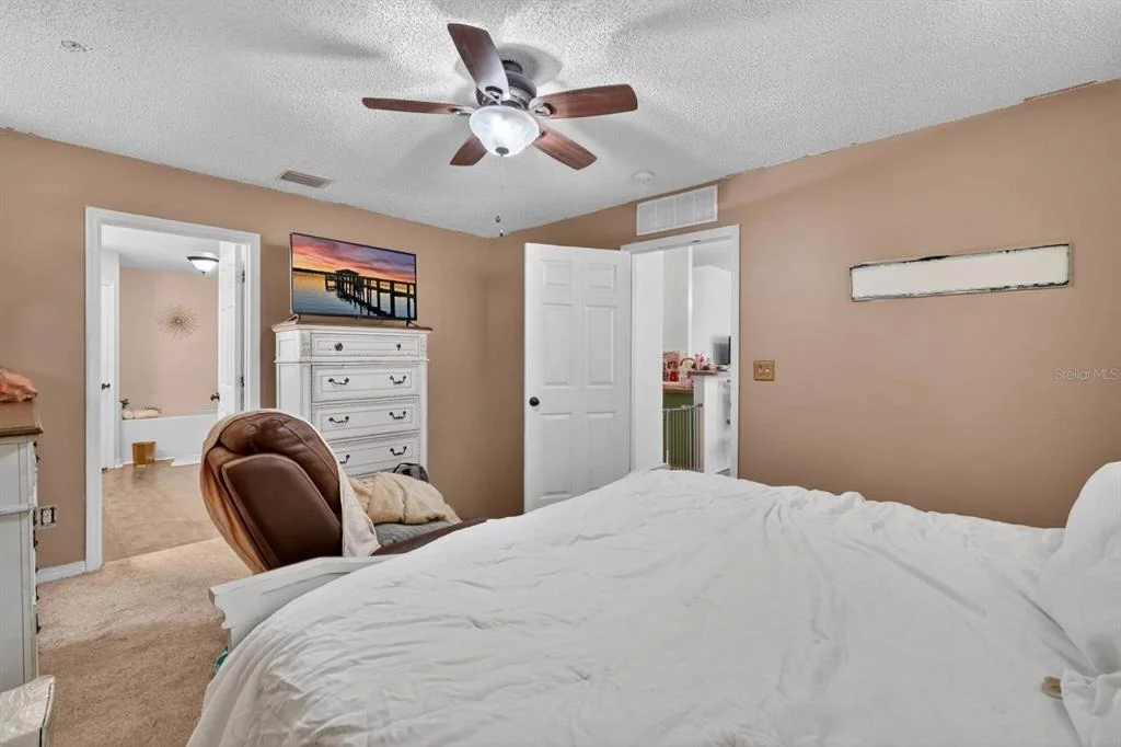Photo of 16 REGENCY DRIVE