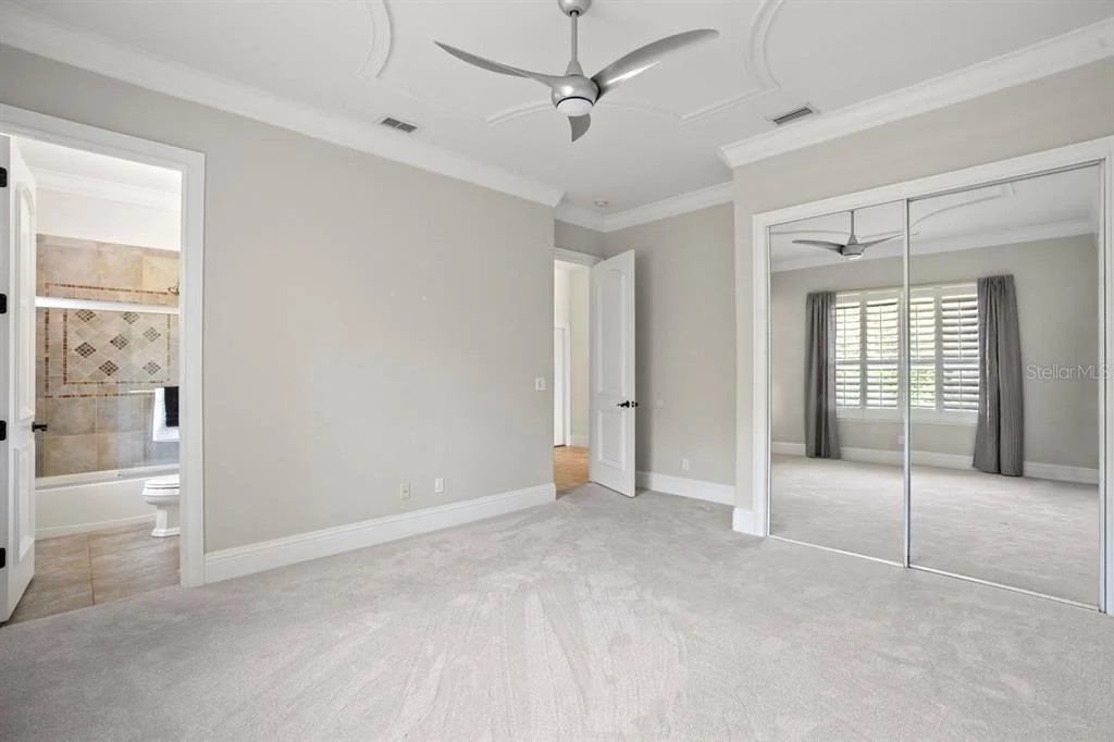 Photo of 1342 REDBOURNE LANE