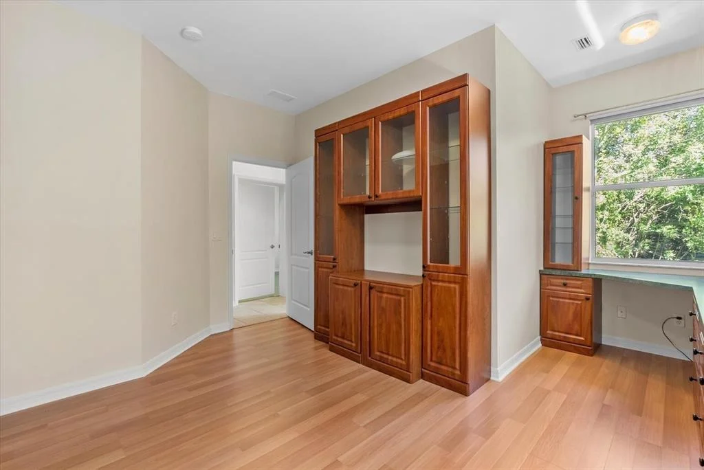 Photo of 4239 CORSO VENETIA BOULEVARD