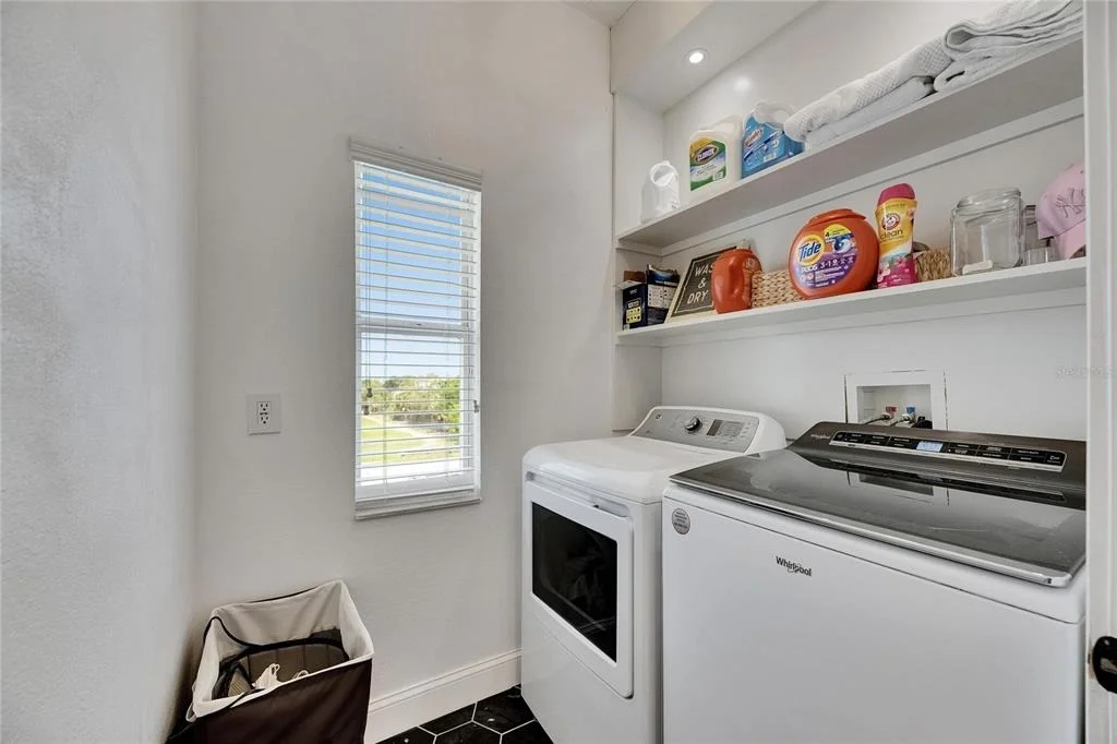 Photo of 6512 SIMONE SHORES CIRCLE