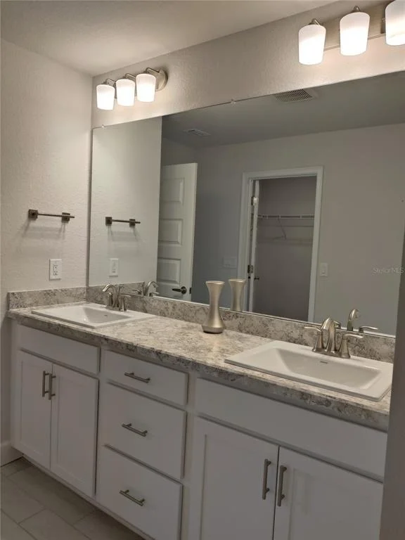 Photo of 5568 OCEAN BREEZE DRIVE