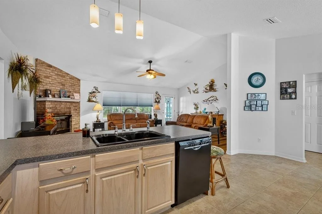 Photo of 89 ROBINSON DRIVE