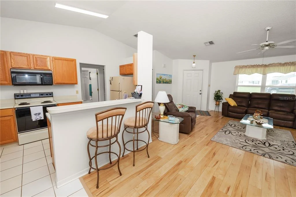 Photo of 1120 PARAKEET TRAIL