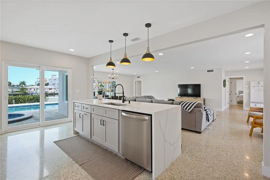 Photo of 136 BAYSIDE DRIVE