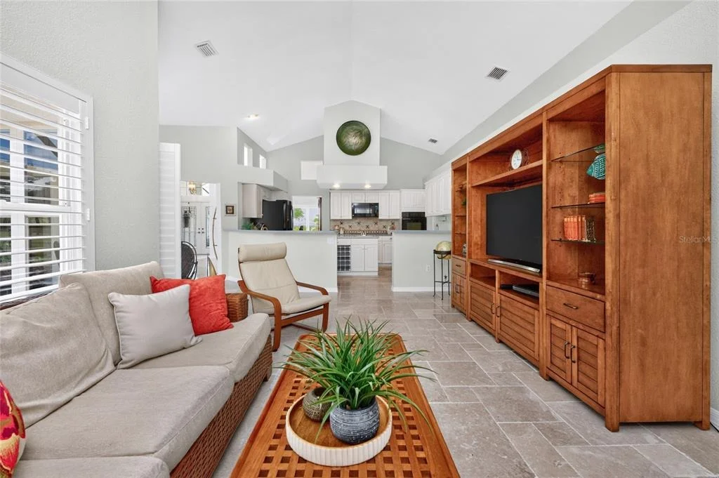 Photo of 6011 KEY LARGO CIRCLE