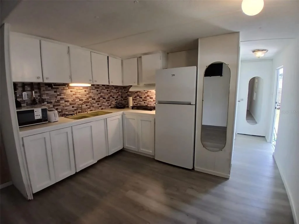 Photo of 6604 SANDRA DRIVE