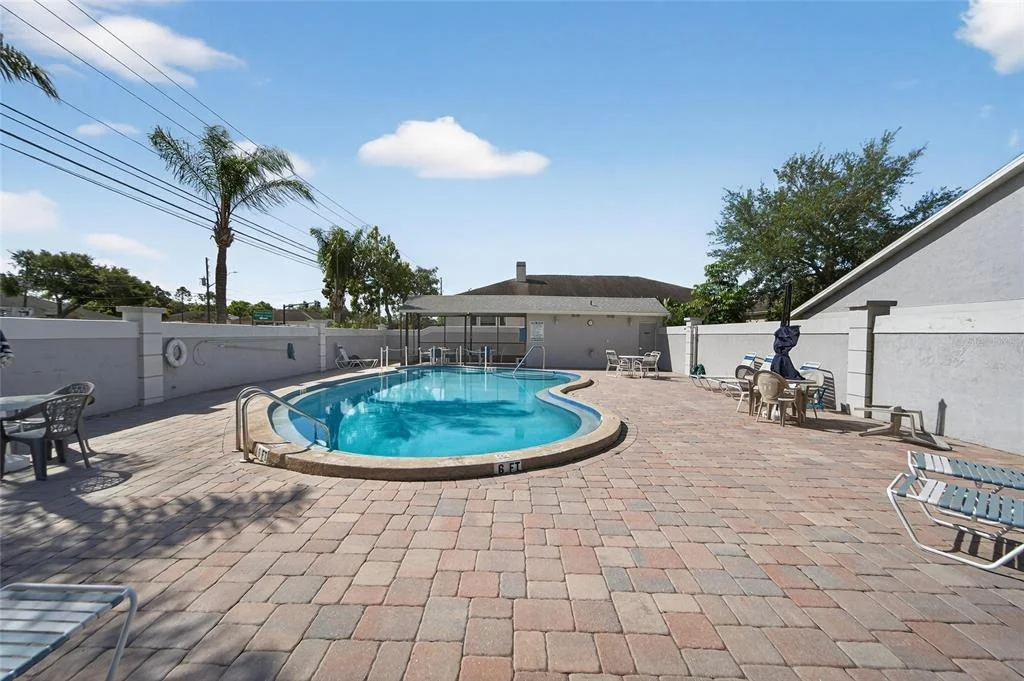 Photo of 2369 BEVERLY DRIVE