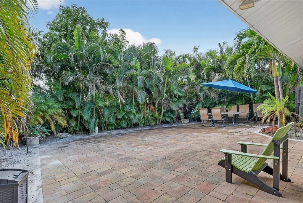 Photo of 1884 SOUTHPOINTE DRIVE