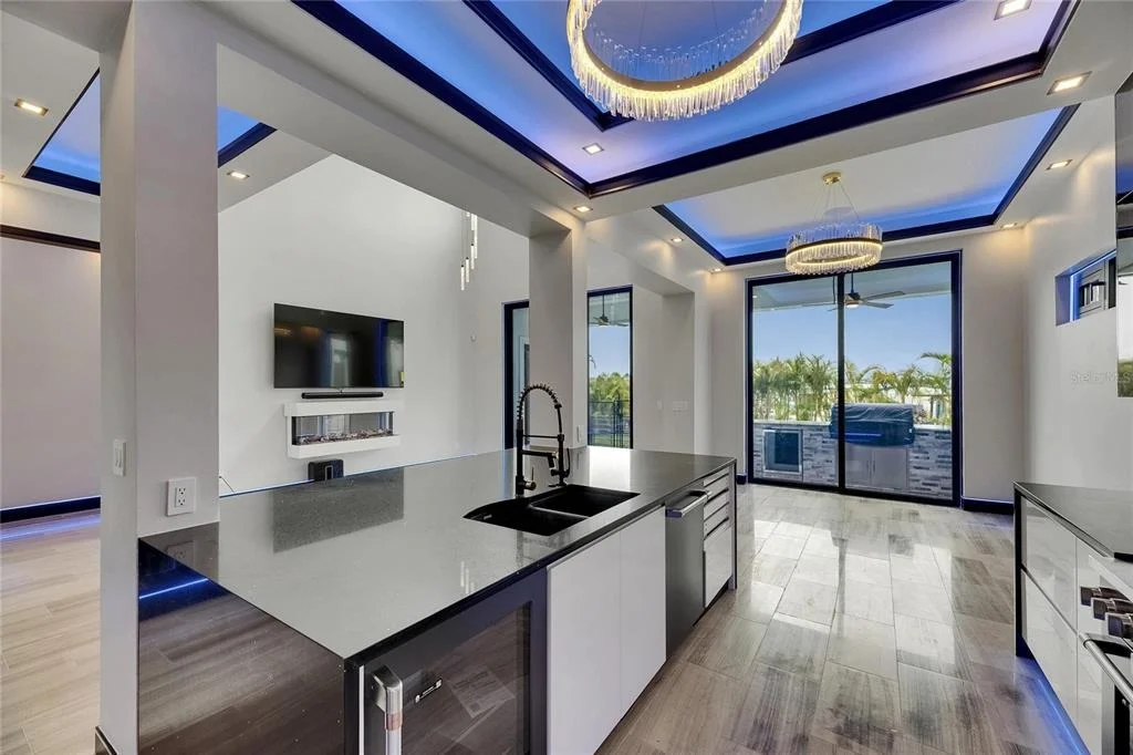 Photo of 6528 SIMONE SHORES CIRCLE