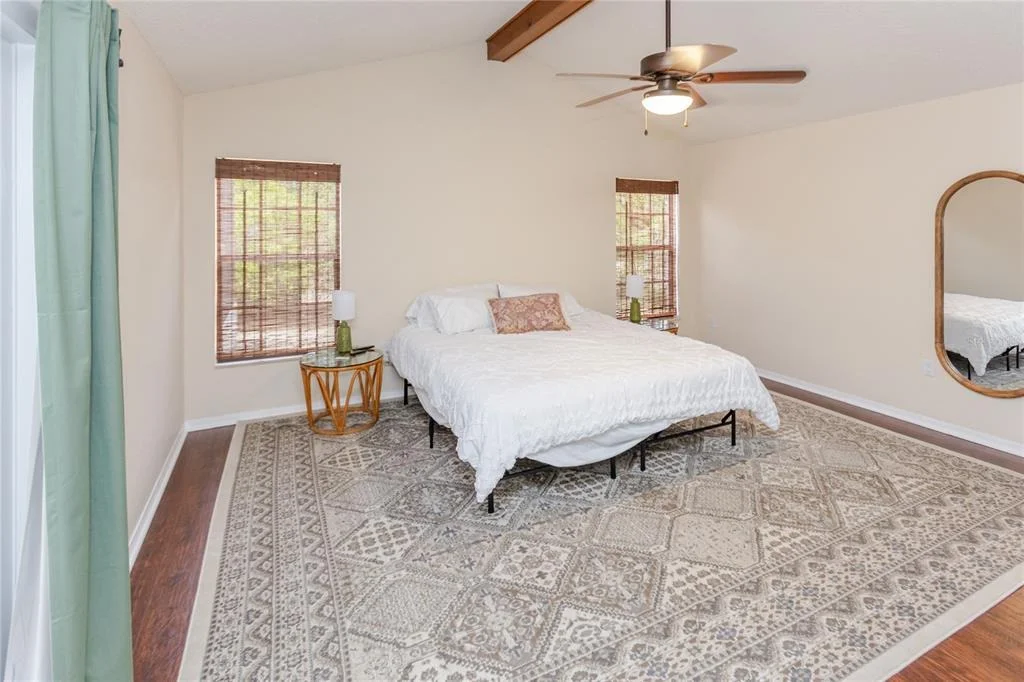 Photo of 14692 LINDEN DRIVE