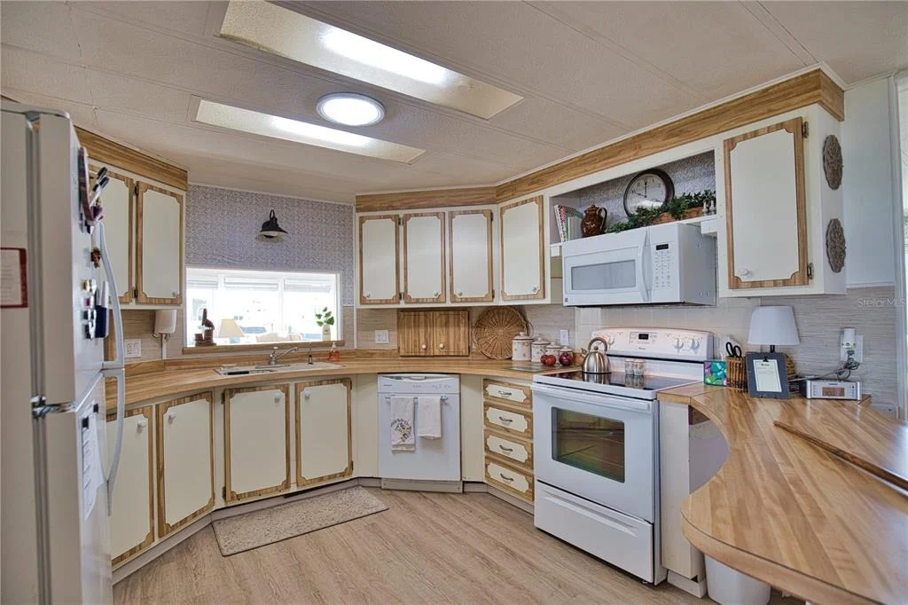 Photo of 702 BLANCA