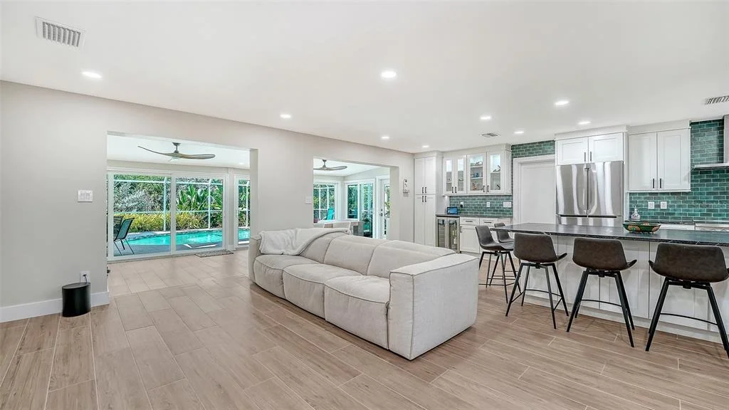 Photo of 602 BUTTONWOOD DRIVE