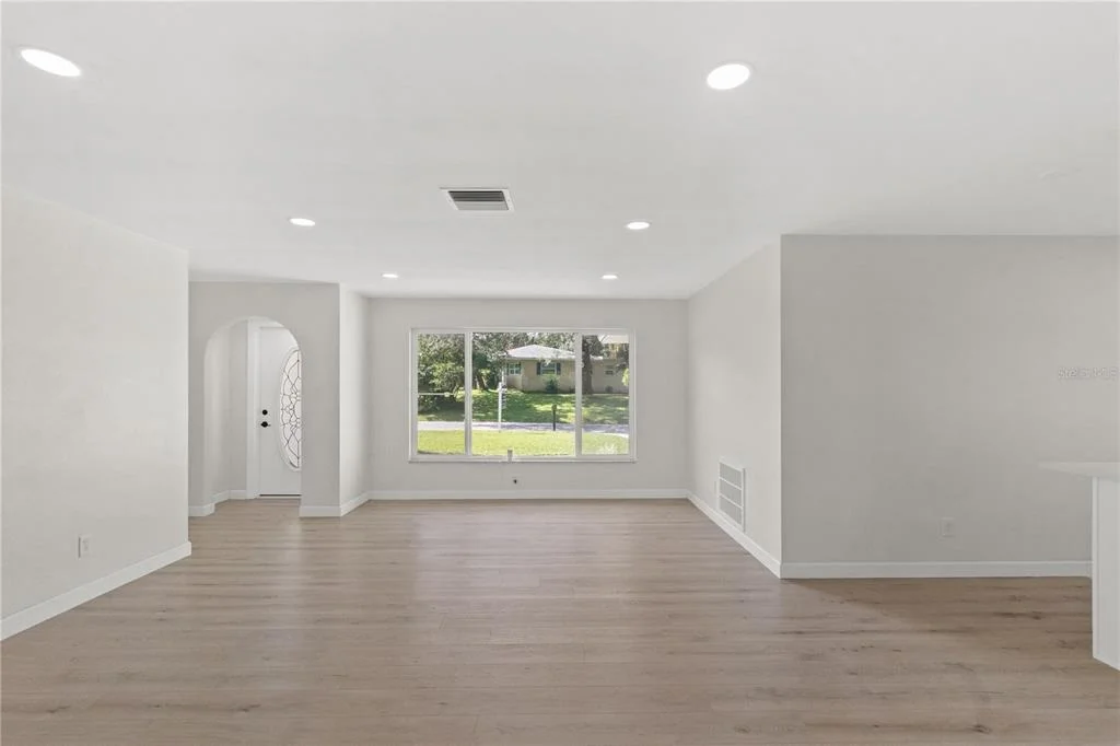Photo of 2040 FOREST DRIVE