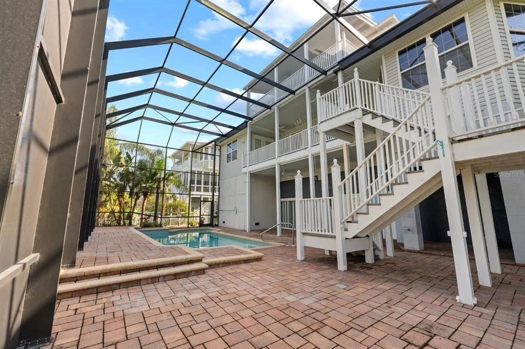 Photo of 921 POINT SEASIDE DRIVE