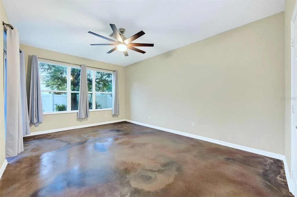 Photo of 1135 TOLUKE POINT