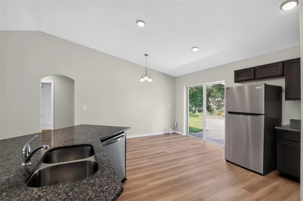 Photo of 16 SPRING LOOP COURT