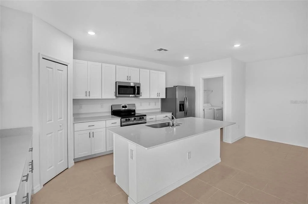 Photo of 3821 AMBERSWEET CROSSING