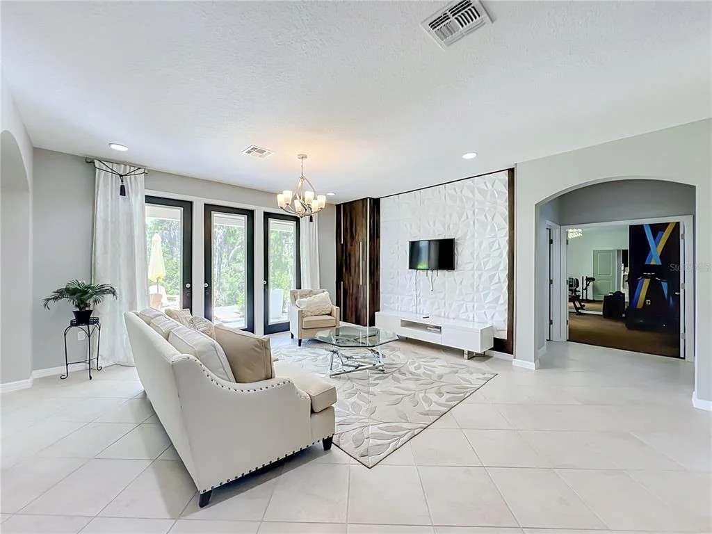 Photo of 8316 LOOKOUT POINTE DRIVE