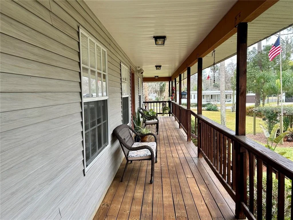 Photo of 55730 HOLIDAY  CIRCLE