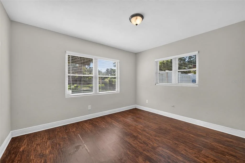 Photo of 351 STARLING ROAD