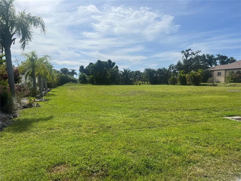 Photo of 315 CAPSTAN DRIVE